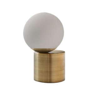 Marca Amazon – Rivet - Moderna lámpara de escritorio / mesa / para sala de estar, diseño de globo de cristal, con bombilla LED, 7 x 10 pulgadas, acabado de latón